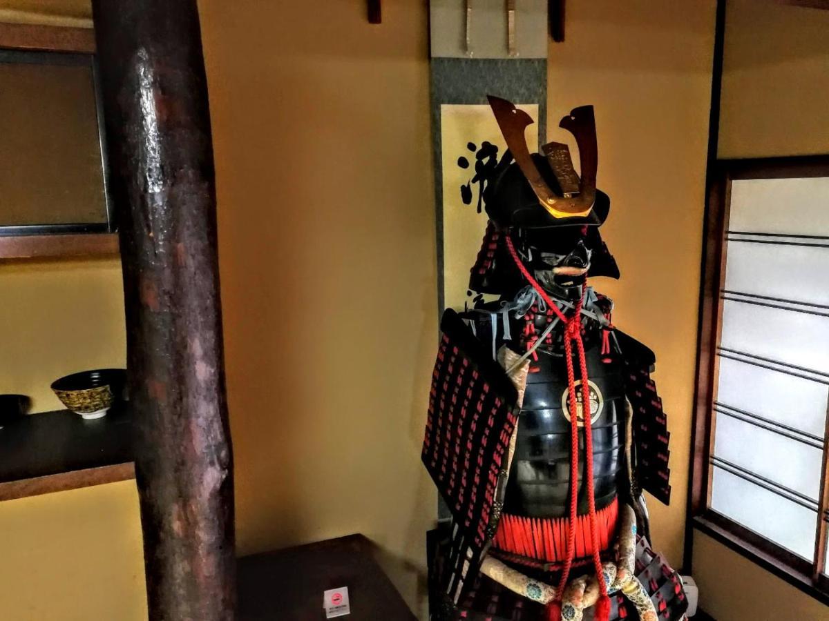 京都二条城近く京町屋120年の歴史に泊まる Bagian luar foto